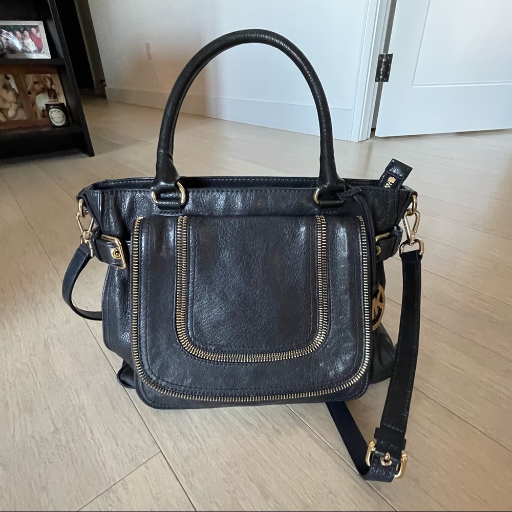Michael Kors Leather crossbody bag